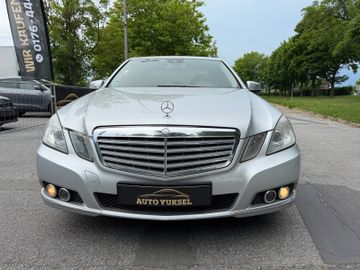 Mercedes E 220 - 2