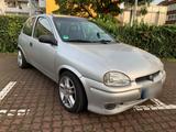 Opel Corsa 1.6 Sport Zahnriemen neu, alles... - gebrauchte Opel Corsa aus dem Jahr 1995