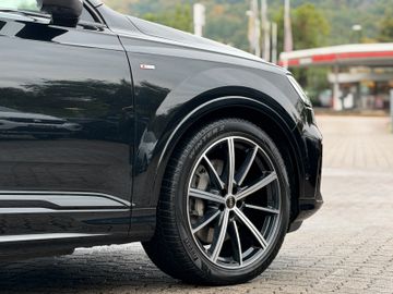 Audi Q7 - 10