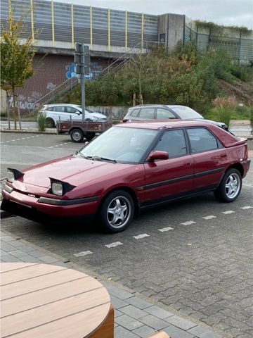 Mazda 323f BG