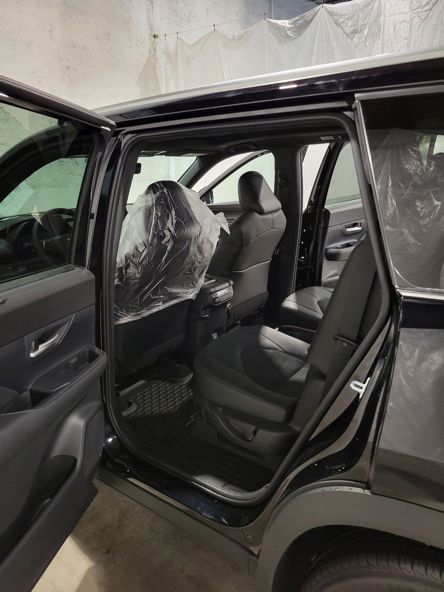 Fahrzeugabbildung Toyota GRAND Platinum Max T1: 68.000 EURO