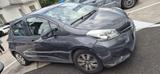 Toyota yaris 1000 benzina - graue Toyota IQ