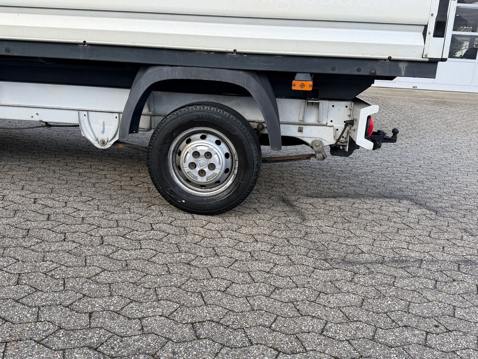 Fahrzeugabbildung Fiat Ducato Pritsche/7-SITZ Doppelk. 35 140 L4 Pritsc