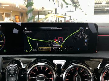 Mercedes CLA 200 - 12