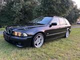BMW E39 M-SPORTPAKET/Alcantara/Scheckheft/Facelift - BMW 525: E39