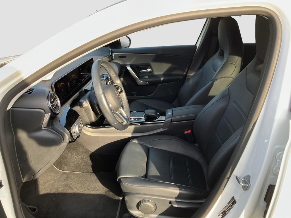 Fahrzeugabbildung Mercedes-Benz A 250 e Kompaktlimousine Night Paket*Kamera*LED