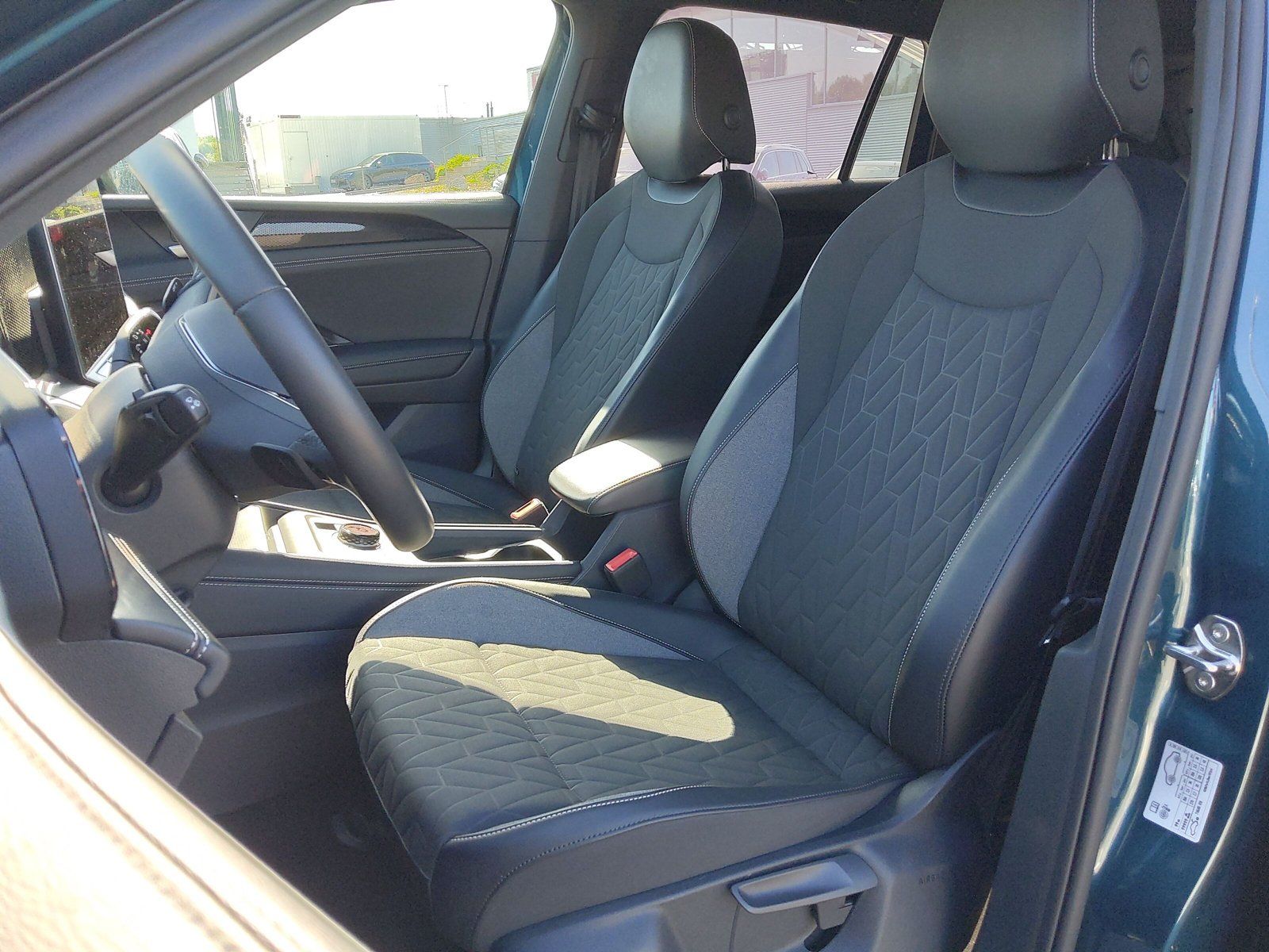 Volkswagen Tiguan - Bild 12
