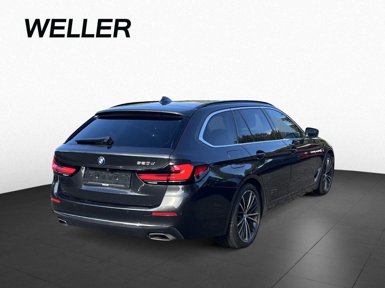 BMW 520d Tour LiveCPr,Pano,AHK,PA+,DA-Pr,StHzg,H/K