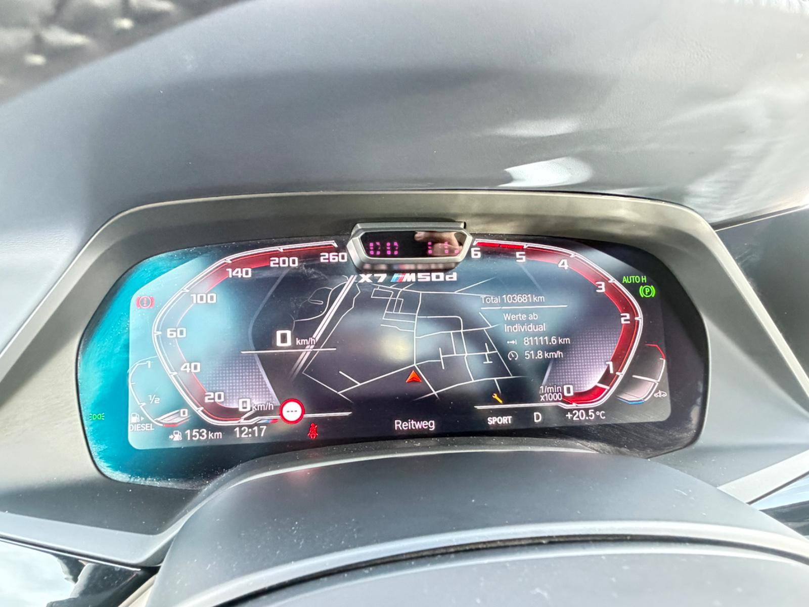 BMW X7*M50xd*M-SPORTPAKET*3xTV*6xSITZER*ACC*HUD*360