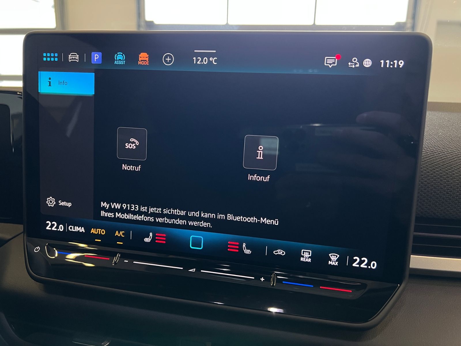Fahrzeugabbildung Volkswagen T-Roc R-Line 1.5 eTSI DSG *AHK, LED, ACC, Kamera