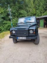 Land Rover Defender 90 TD4 Station Wagon 1. Hand unfallfrei - Land Rover Defender: Allradantrieb