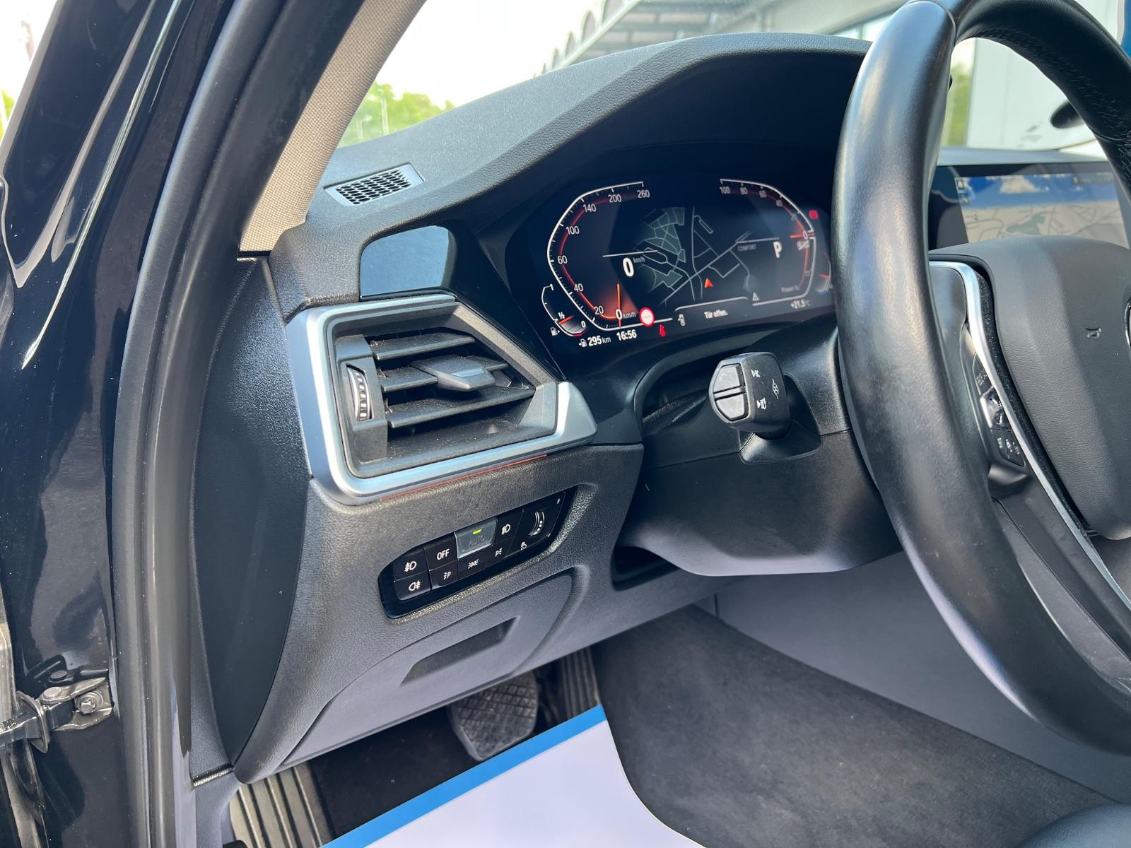 BMW 320 3 Touring 320 i Sport Line Automatik Navi, миниатюра 16