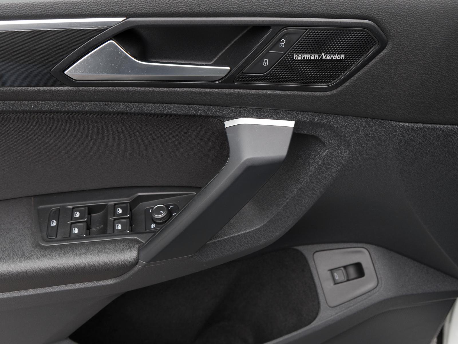 Volkswagen Tiguan 2.0 TDI DSG 4Motion HIGHLINE R-LINE NAVI 