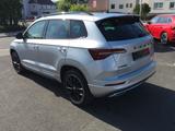 Skoda KAROQ SPORTLINE 150DSG AHK MATRIX LED 7xASSIST. - Skoda Karoq in Krefeld