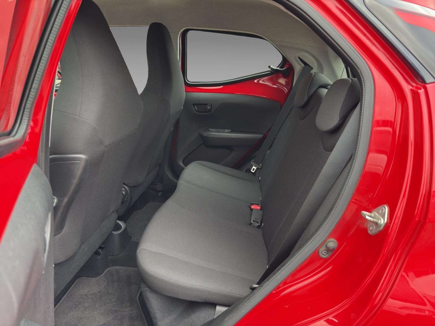 Toyota Aygo X 1.0 WKR bis zu 15 Garantie Klima Radio ZV