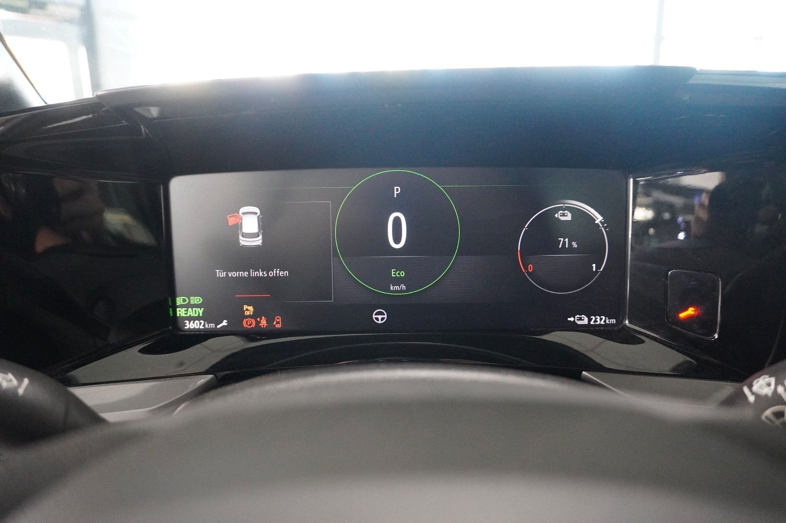 Fahrzeugabbildung Opel Mokka-e ULTIMATE 3-PHASIG NAVI/LED/KAMERA/DAB+