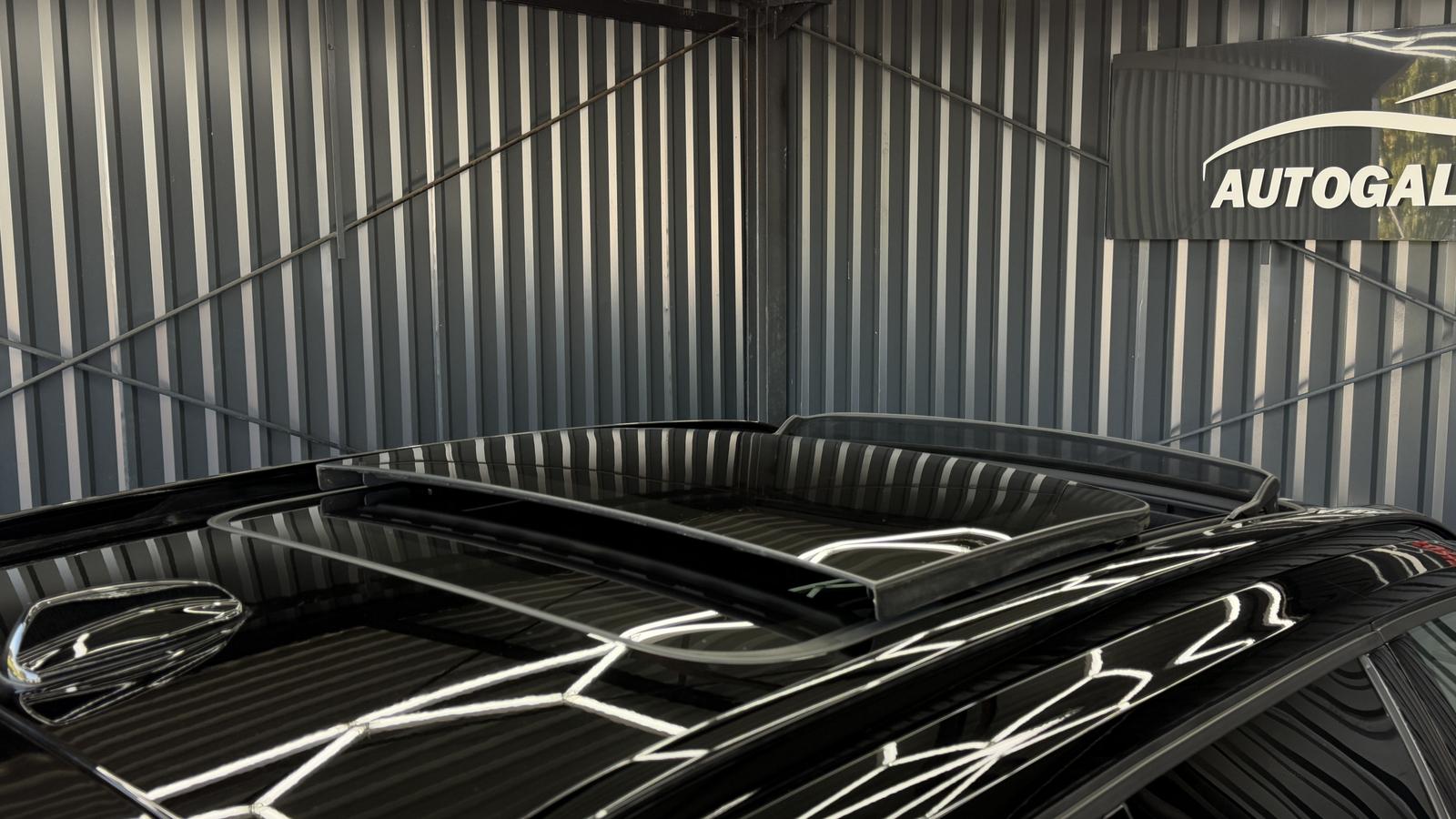 Volvo XC40 R Design 2WD*PANO*KAMERA*HARMAN-KARDON*LANE