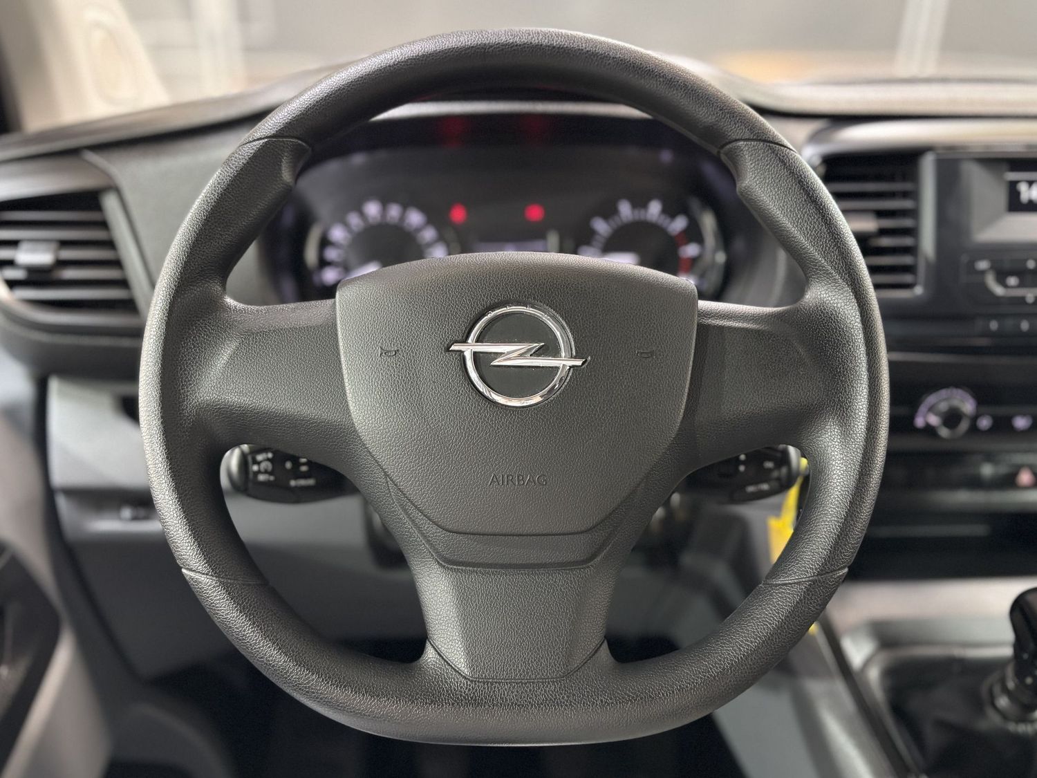Fahrzeugabbildung Opel Vivaro 2.0D M L2#Klima#Tempomat.9Sitzer