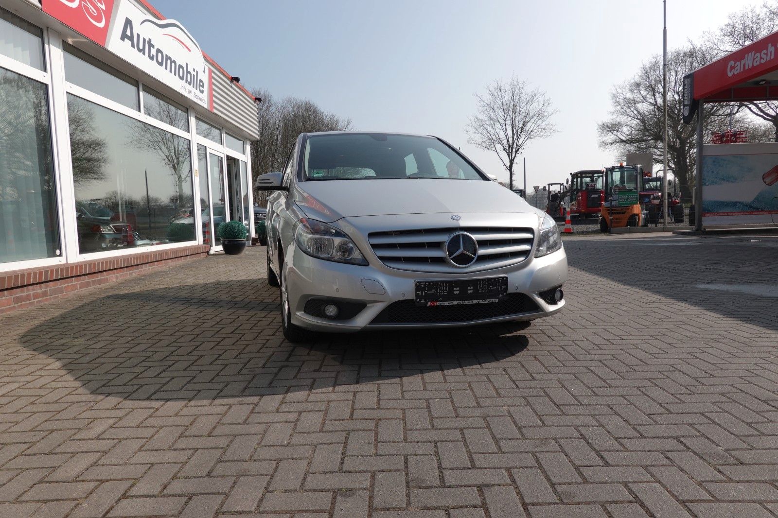 Fahrzeugabbildung Mercedes-Benz B 180 B -Klasse Rentnerfahrzeug