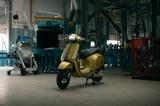 Vespa Sprint 125 S grün gratis Topcase  + Helm - VESPA TOPCASE