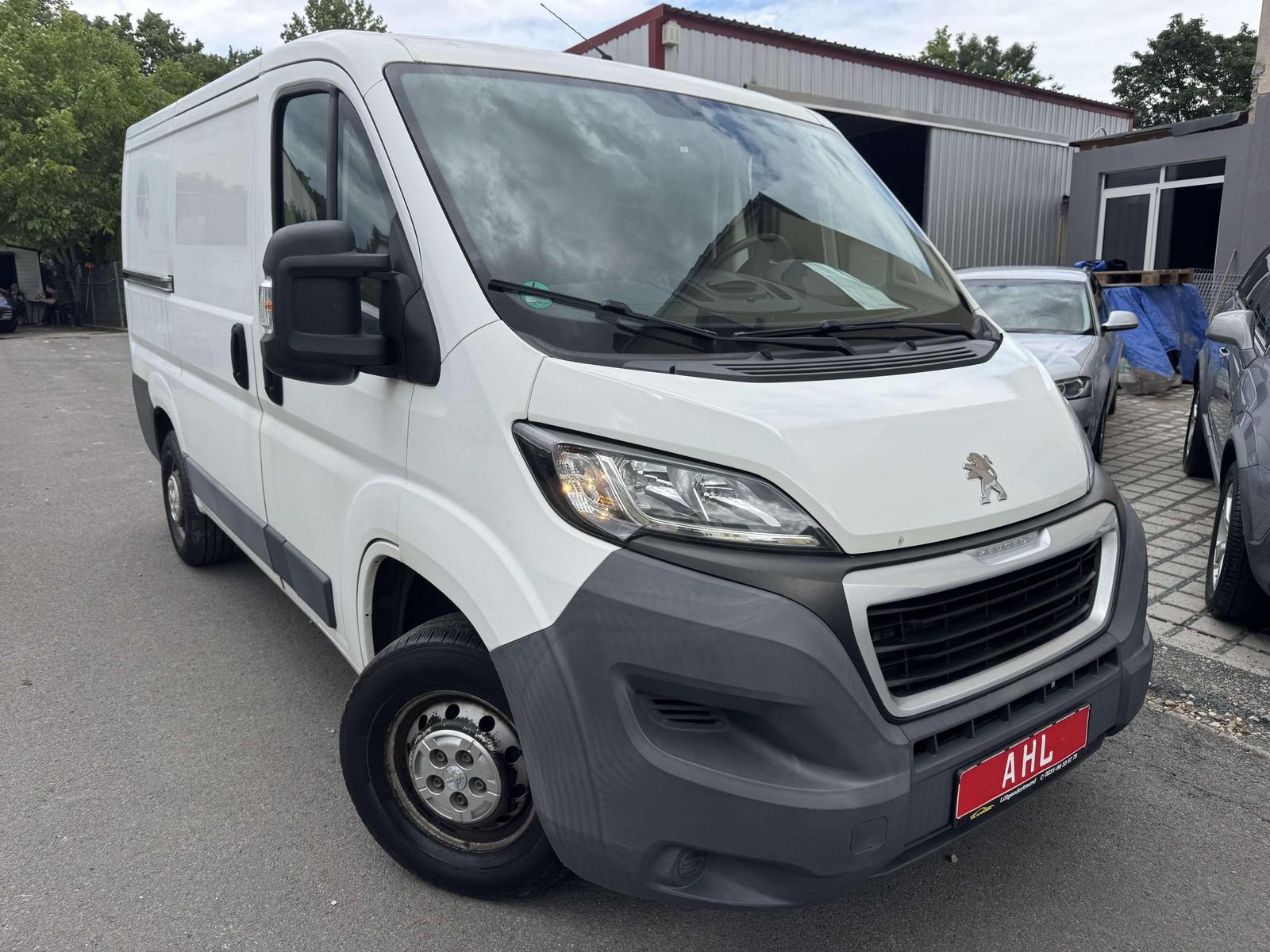 Peugeot Boxer 330 L1H1 Avantage Edition HDi 110/R.Kamera