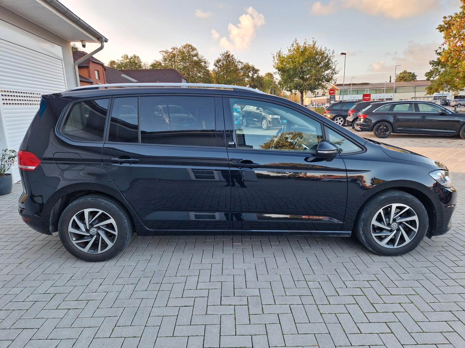 Volkswagen Touran 1.4+Automatik+ACC+7-Sitzer+HU und Öl neu