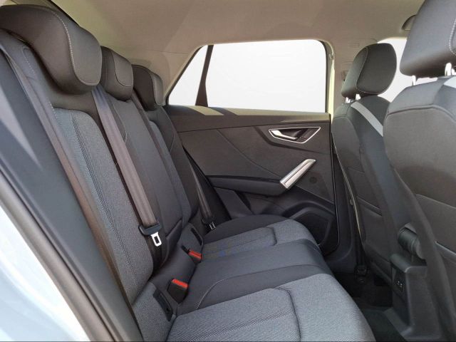 Q2 35 TFSI S-TRONIC ADVANCED