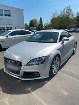 Audi TTS Coupé Quattro - Audi quattro: Sportwagen