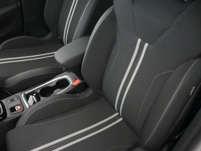 Corsa F FACELIFT GS+LED LICHT+NAVI+RÜCKFAHRKAMER