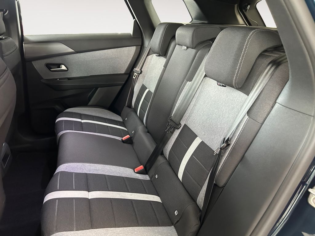 Fahrzeugabbildung Opel Grandland 1.2 DI Hybrid 48 V Automatik Edition