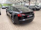 Tesla Model 3 Long Range Dual  75 kWh AWD|Pano|Navi - Tesla Model 3 in Berlin