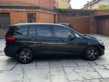 BMW 218 - 8