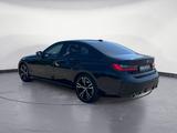 BMW 320i M Sportpaket Navi Tempom.aktiv Head Up 360° - BMW 320 Limousine 320i m sportpaket mit Benzin-Antrieb