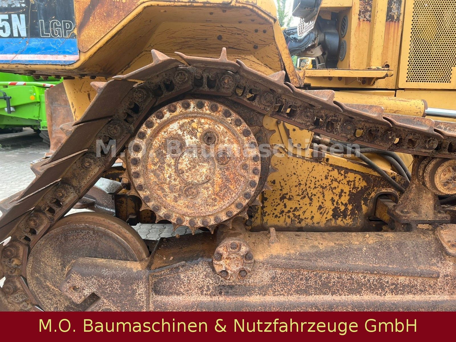Fahrzeugabbildung CAT Caterpillar D 5 N LGP