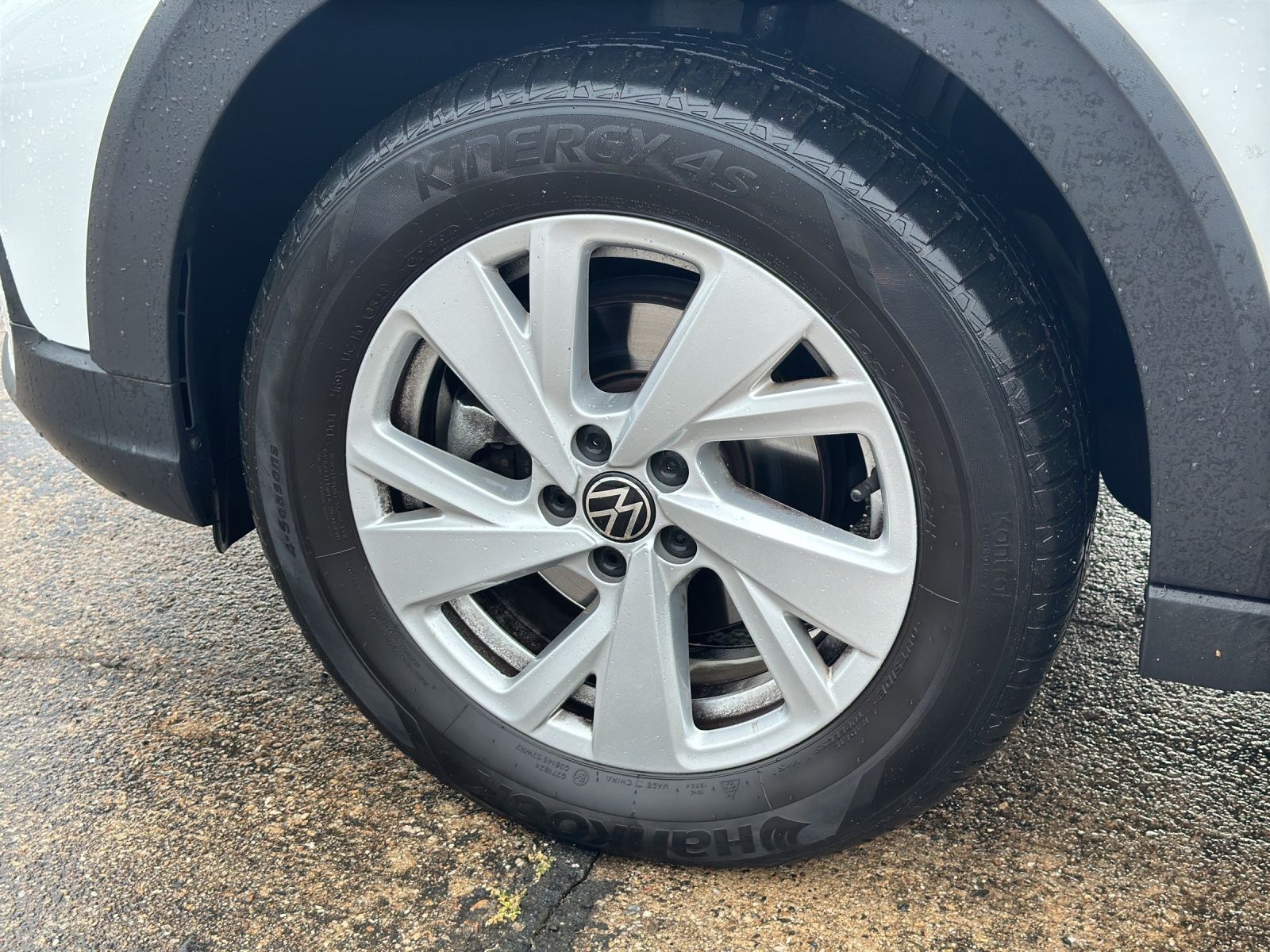 Fahrzeugabbildung Volkswagen Taigo Life TSI LED SH DAB+ PDC