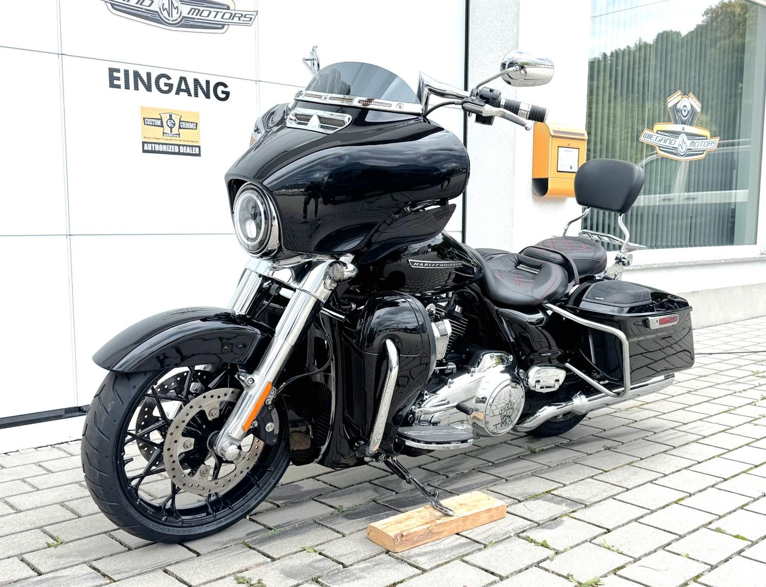 Harley-Davidson FLHX Street Glide 107cui / Soundsystem