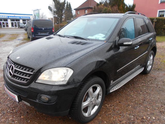 Mercedes-Benz ML 320 CDI/Leder/Navi groß/19"Alu/Xenon/PDC/Top