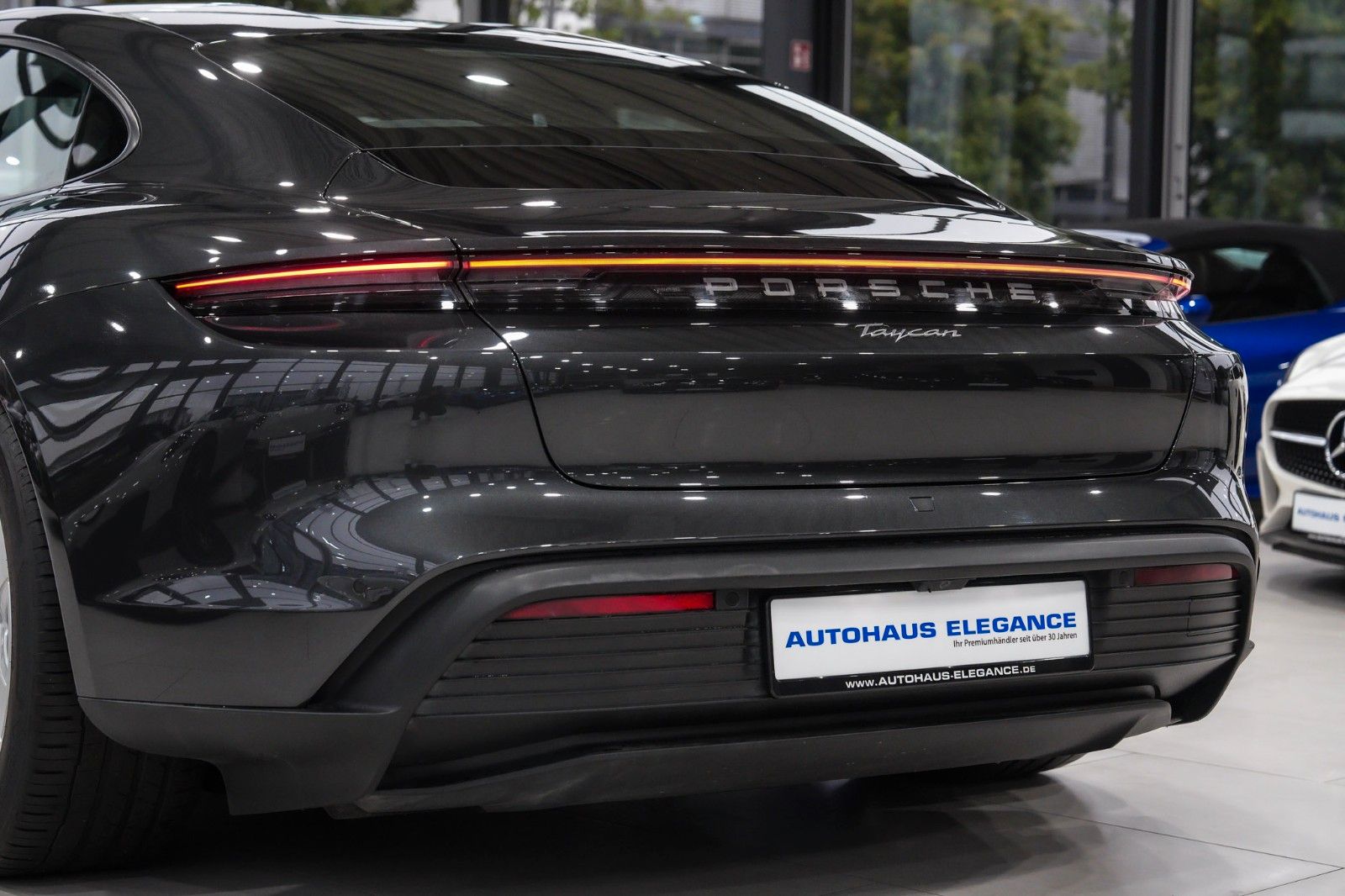 Porsche Taycan HEAD-UP SOUND-PACK. LED PASM NAVI DAB foto 10