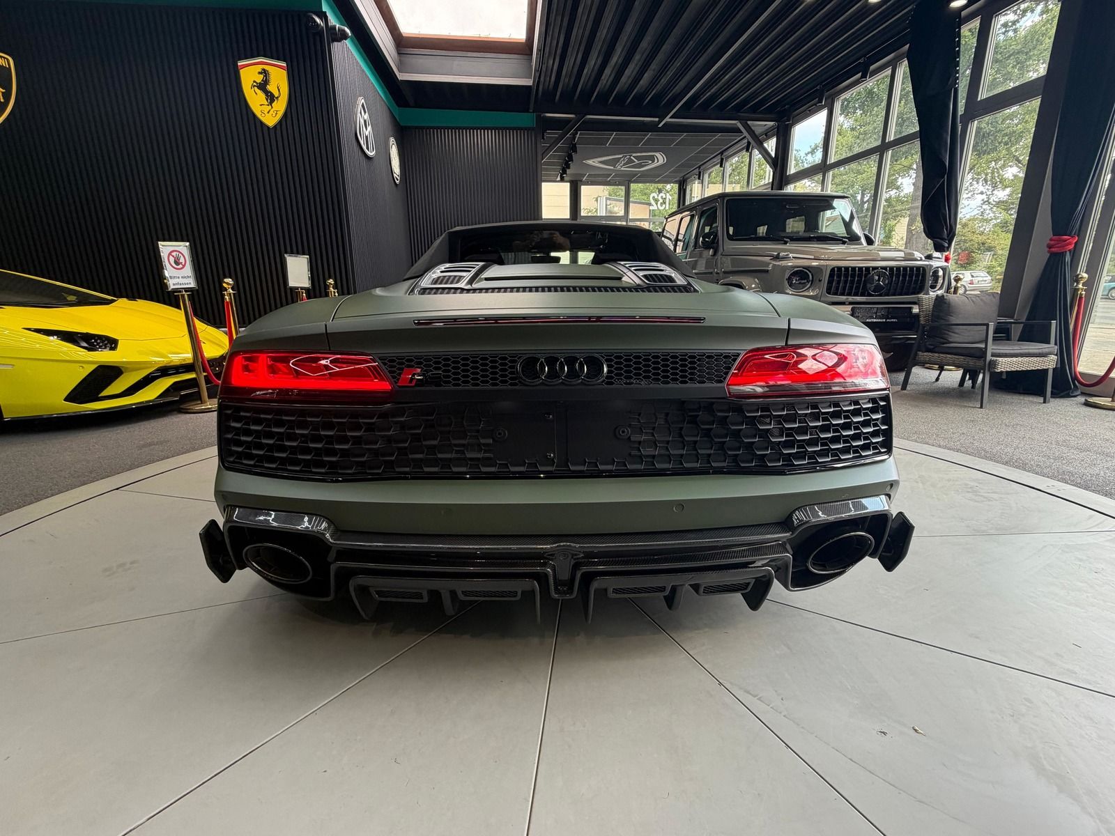 Audi R8 Spyder 5.2 FSI *Capristo*Carbon*B&O*Laser foto 6