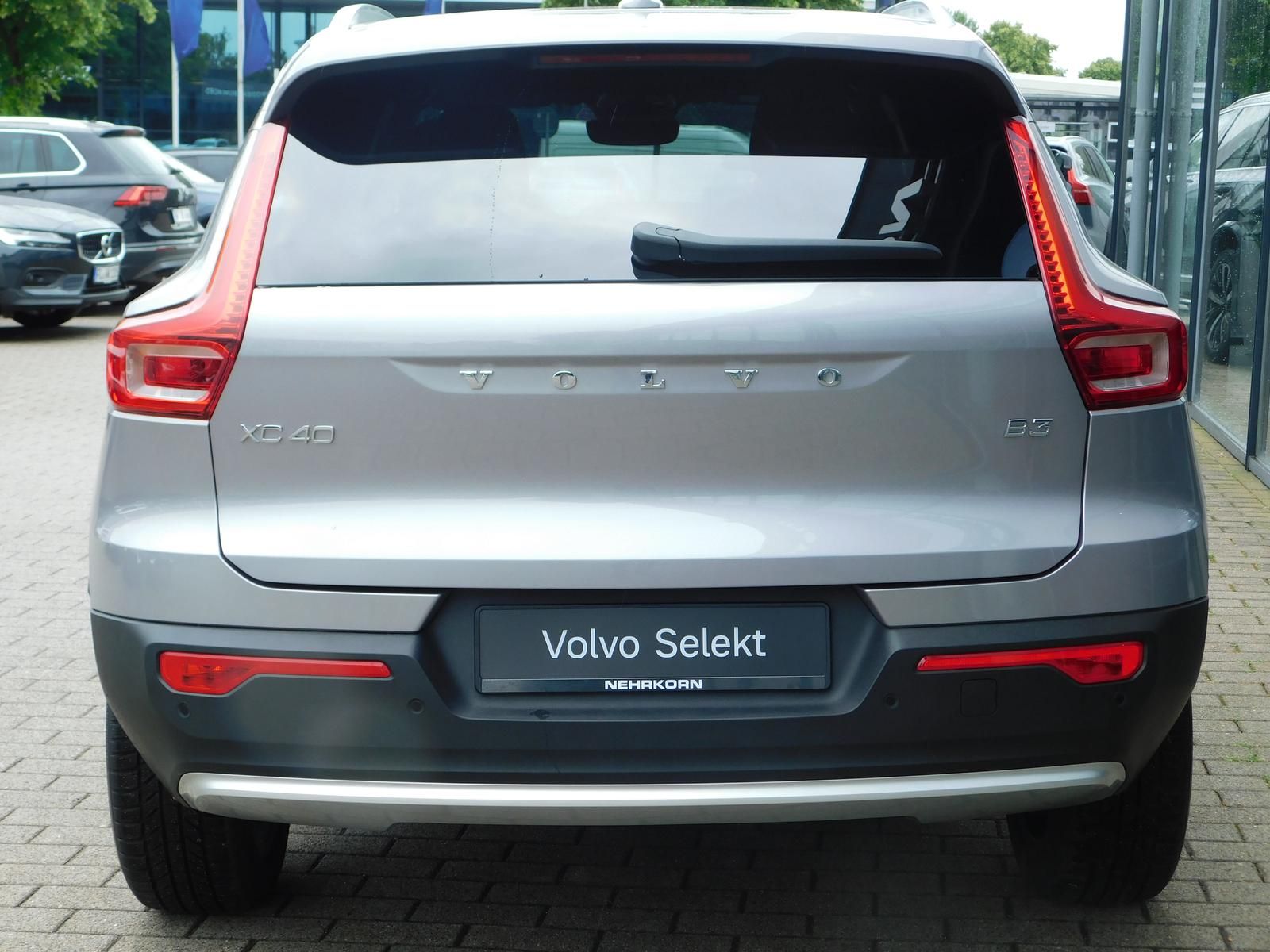 Fahrzeugabbildung Volvo XC40 B3 Core