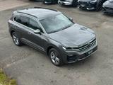Volkswagen Touareg R-Line 3.0 TDI 4MOTION AHK LED NAVI PDC - Volkswagen Touareg in Nürnberg