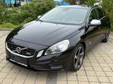 Volvo S60 Lim. R-Design - Volvo S60: R