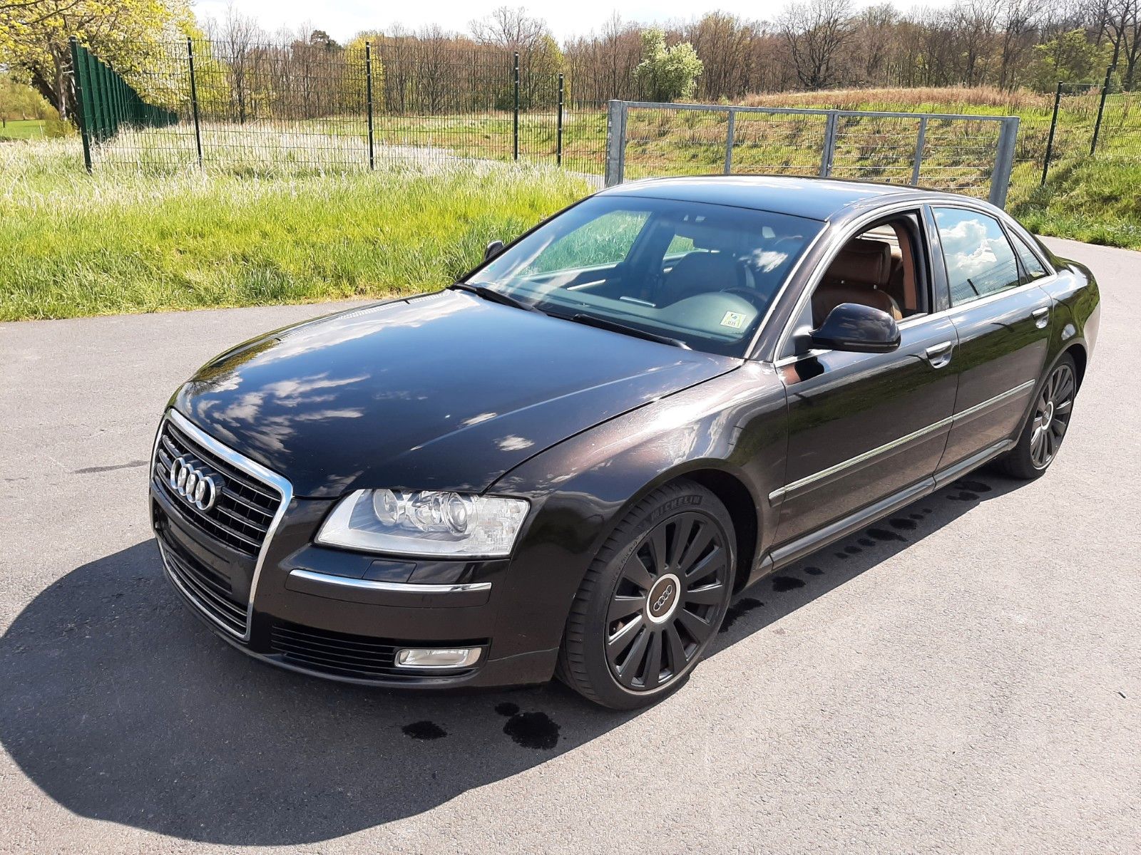 Audi A8 - 1