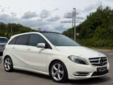 Mercedes-Benz B 200 B-Klasse Sport PANO/NAVI/AHK/Bi-XENON - gebrauchte Mercedes-Benz B 200 aus dem Jahr 2013