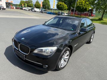 BMW 750 - 3