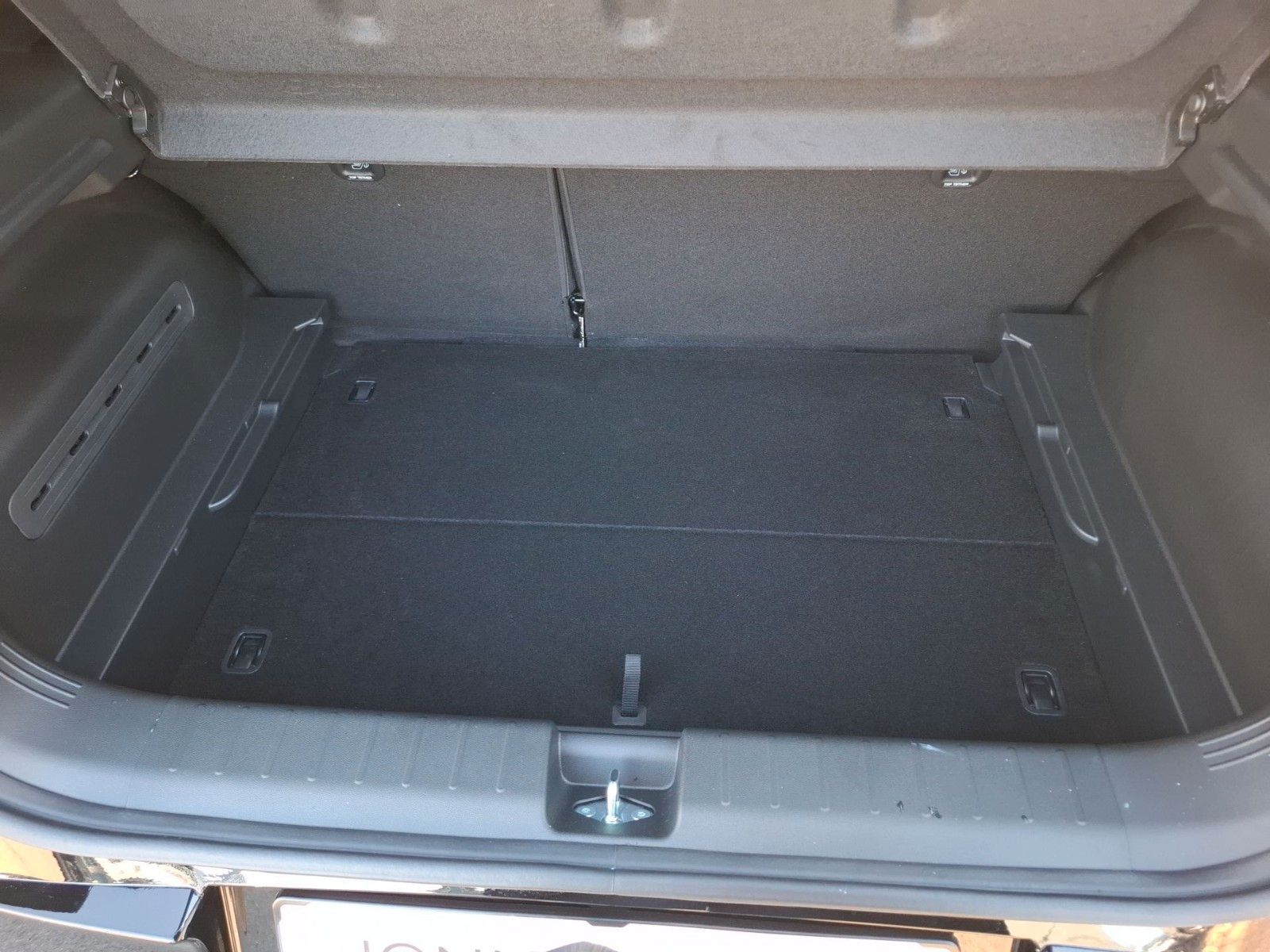 Hyundai IONIQ 3 – Bild 20