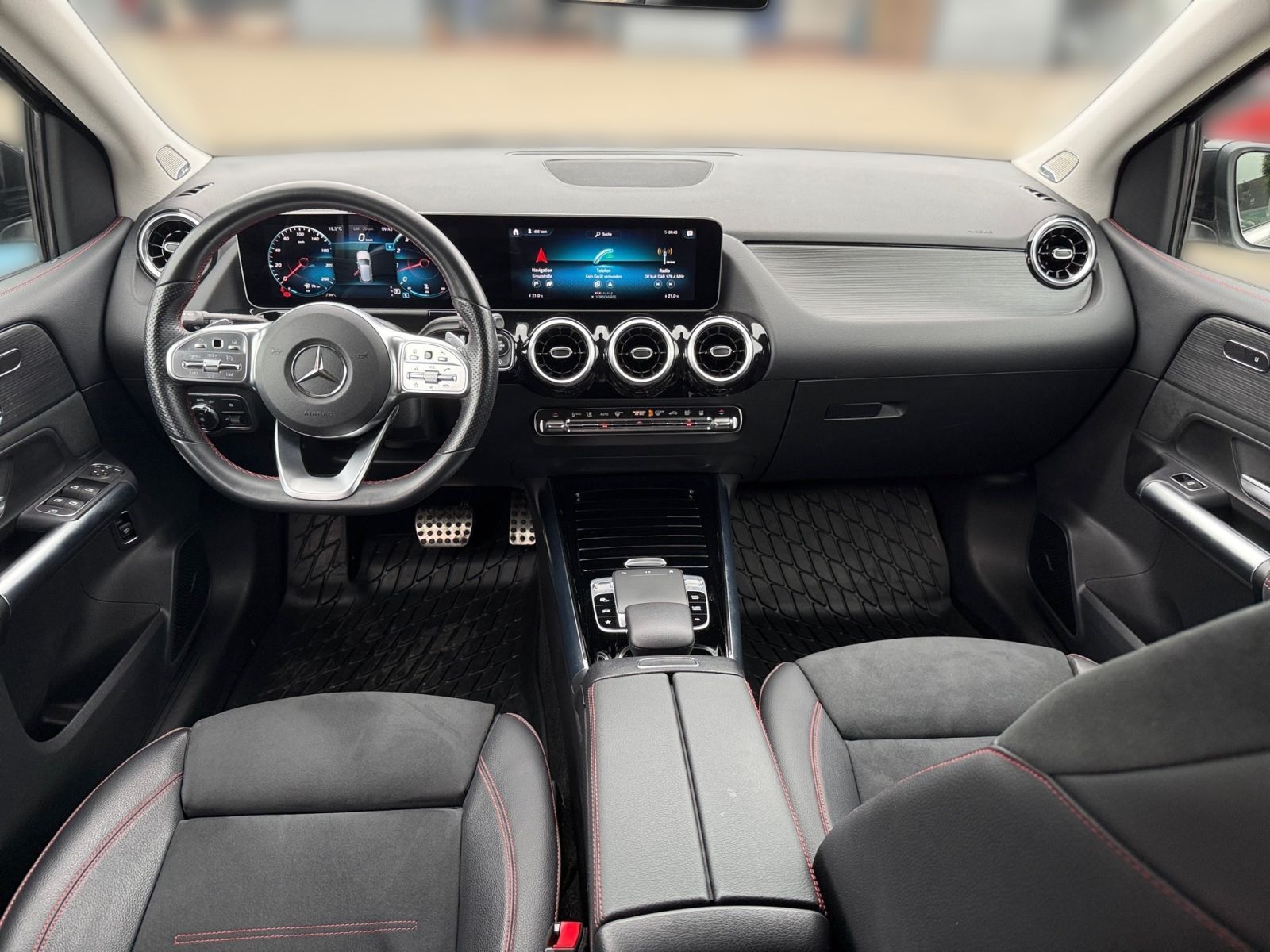 Fahrzeugabbildung Mercedes-Benz B 220 AUTOMATIK *AMG-LINE*BURMESTER* MEMORY*