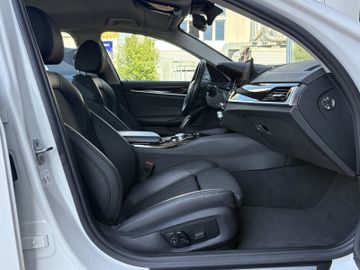BMW 530 - 11
