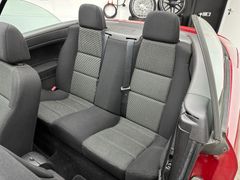 Fahrzeugabbildung Peugeot 307 CC 2.0 Cabrio-Coupe Sport / Klimaauto SHZ