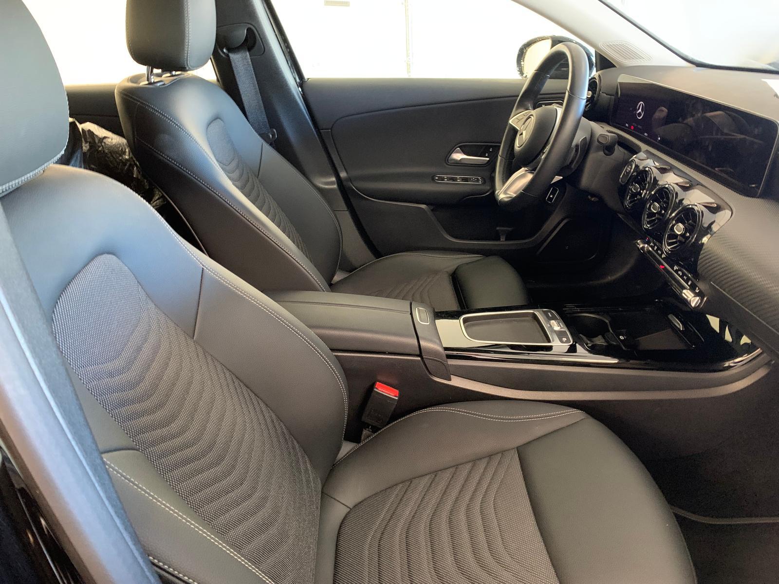 Mercedes-Benz A 250 e Facelift Widescreen Distr+ Kam AHK Leder